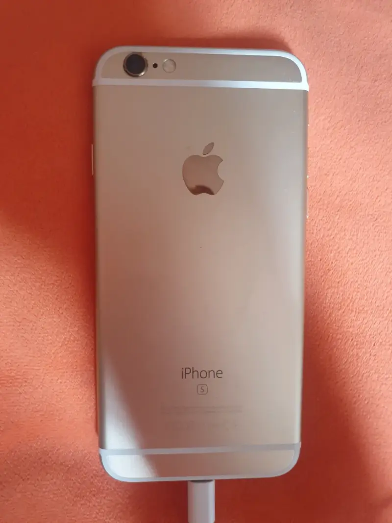 iPhone 6 en buen estado - 2