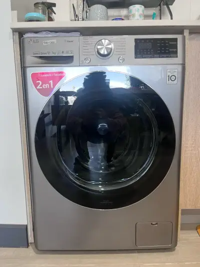 Lavadora Secadora LG 2 en 1 12/7 kg - miniatura 2