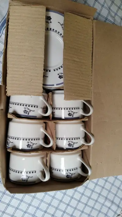 Juego de tazas de té con platillos de porcelana floral - miniatura 6