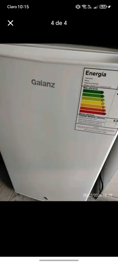 Refrigerador compacto Galanz eficiente - miniatura 1