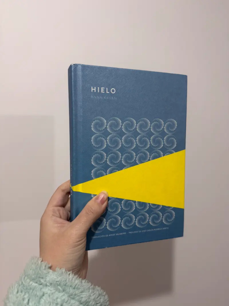 Libro 'Hielo' de Anna Kavan en buen estado