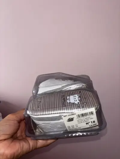 Zapatitos de bebé recién nacido Ficcus blancos - miniatura 3