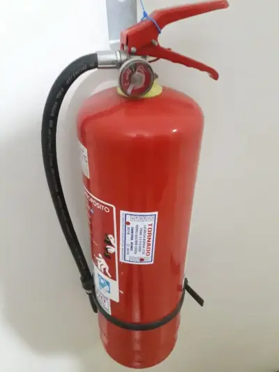 Extintor de Incendios Portátil - miniatura 3