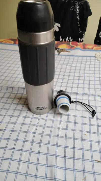 Termo de acero inoxidable Nissan con tapa hermética - miniatura 2