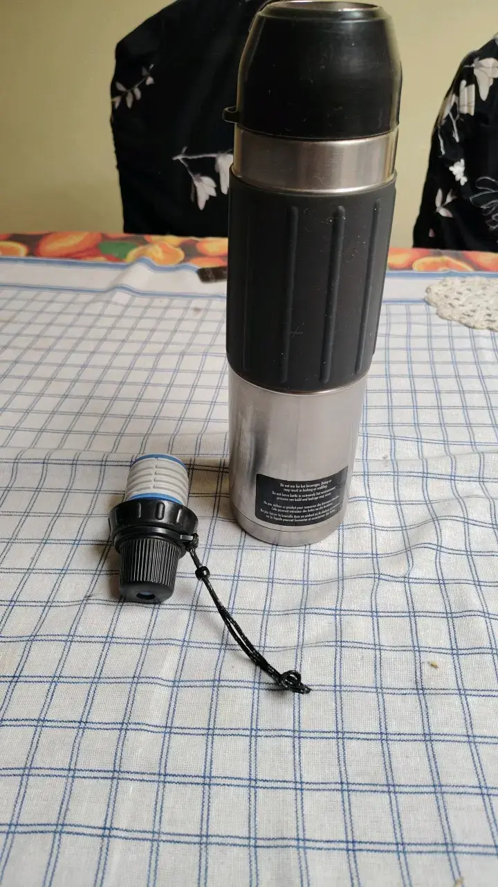 Termo de acero inoxidable Nissan con tapa hermética - 4