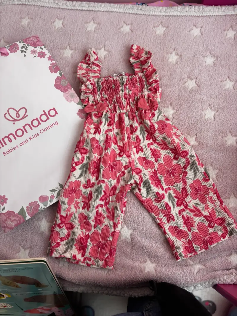 Enterito floral para bebé - 1