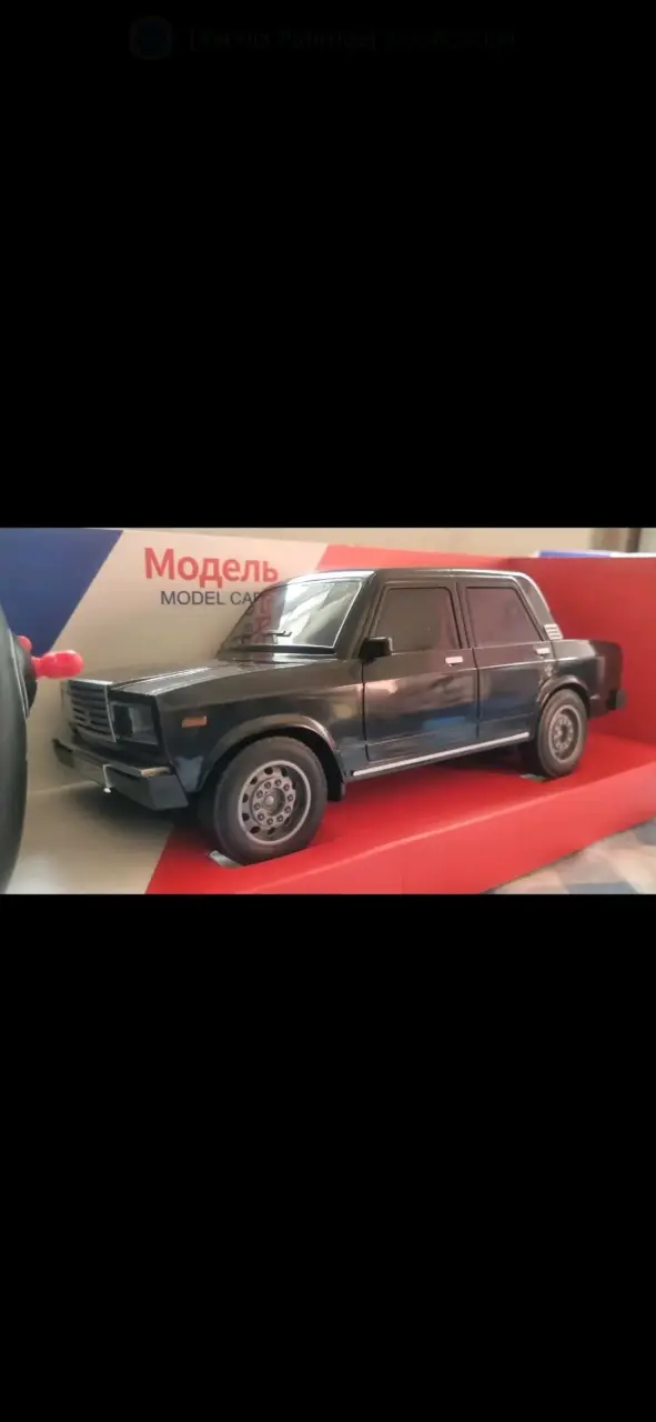 Auto a escala Lada clásico blanco - 2