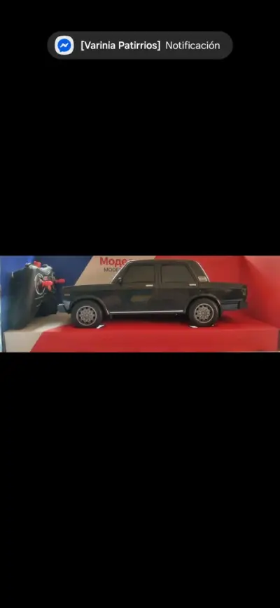 Auto a escala Lada clásico blanco - miniatura 4