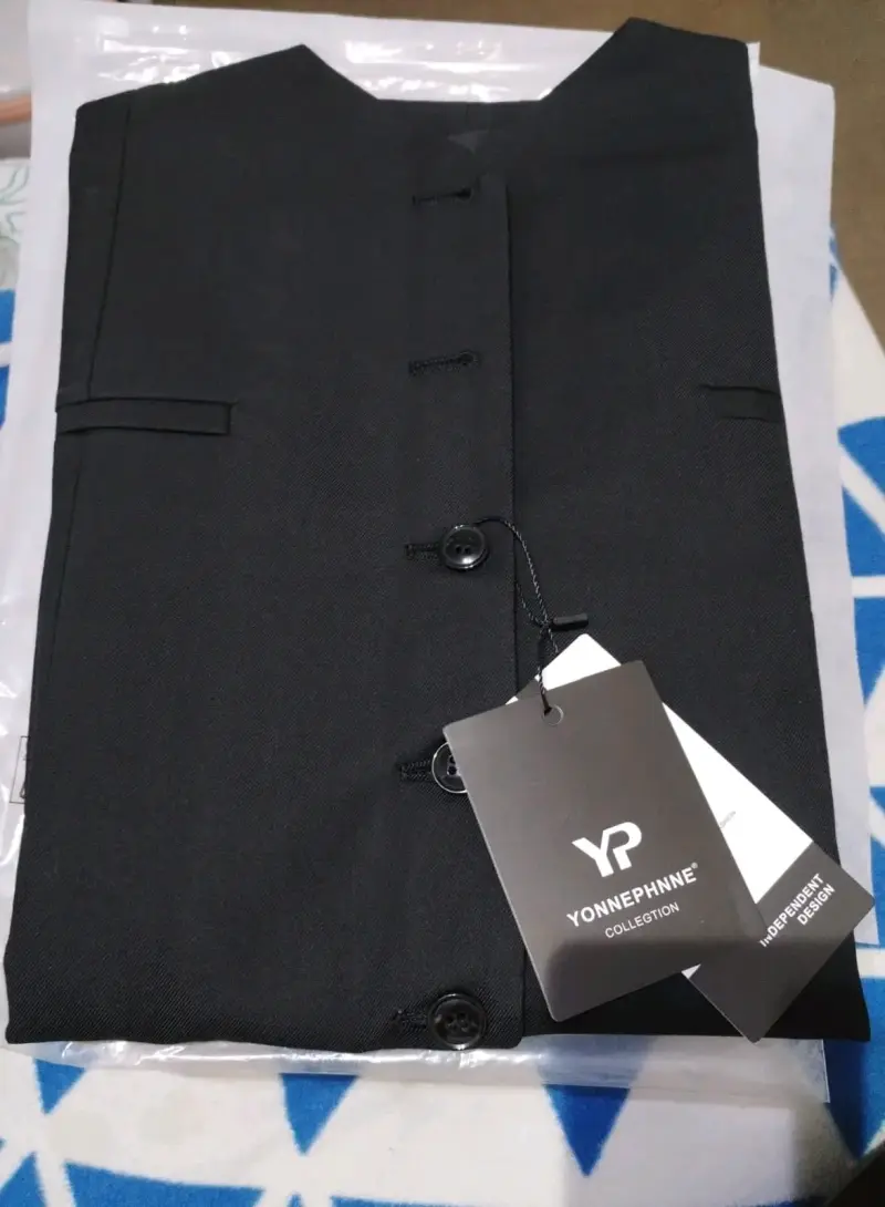 Conjunto formal para hombre con camisa verde y corbata - 2