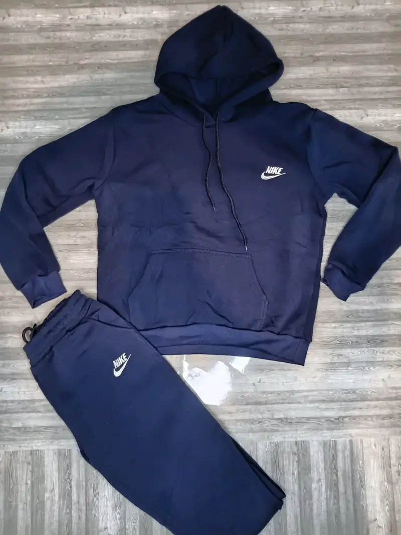 Conjunto deportivo Nike azul marino para hombre - 1