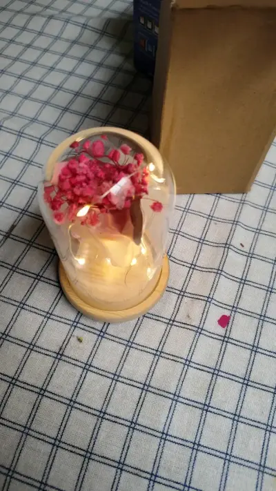 Lámpara decorativa con flores y luces LED - miniatura 3