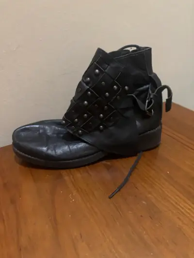 Lote de botas y botines variados para mujer - miniatura 2