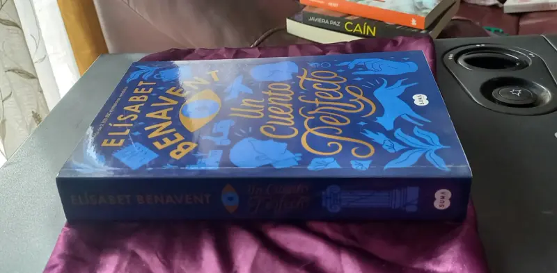 Libro 'Un Cuento Perfecto' de Elísabet Benavent - 1