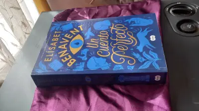 Libro 'Un Cuento Perfecto' de Elísabet Benavent - miniatura 3