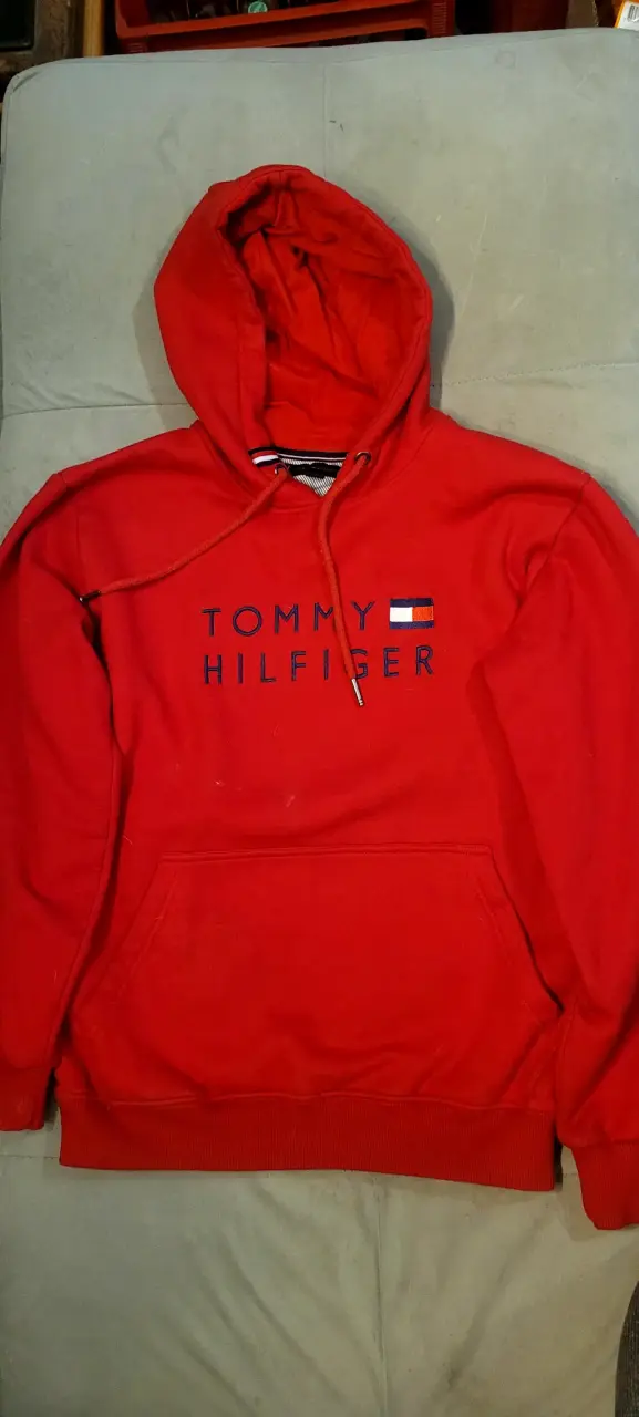 Polerón rojo Tommy Hilfiger con capucha - 1
