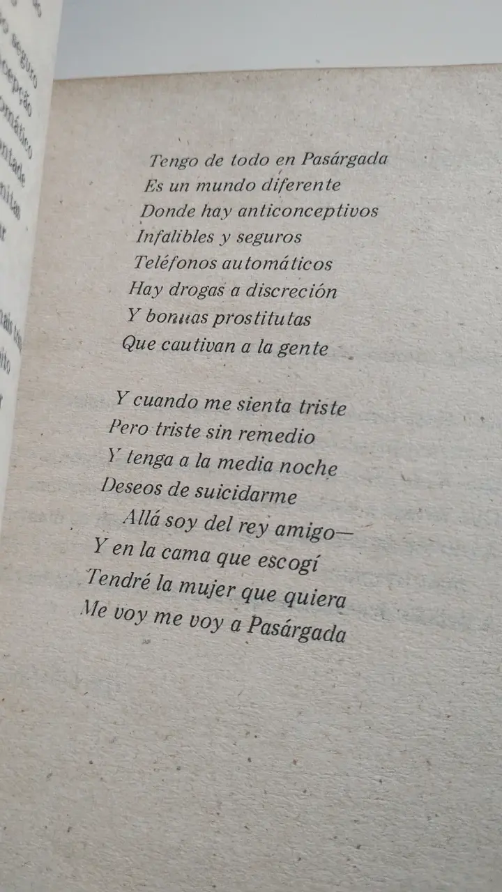 Libro 'Poemas' de Manuel Bandeira - 3