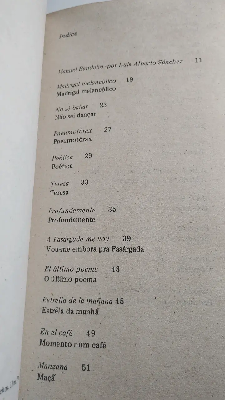 Libro 'Poemas' de Manuel Bandeira - 5