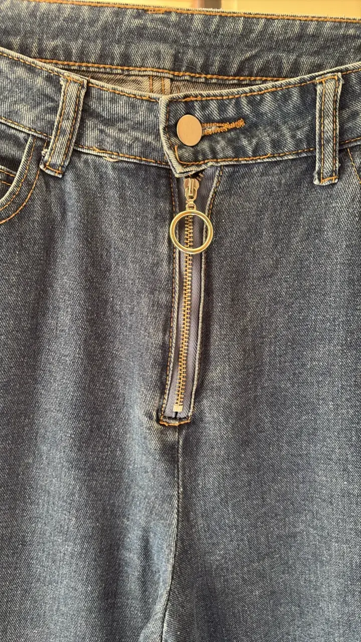 Jeans de mezclilla azul para mujer - 2