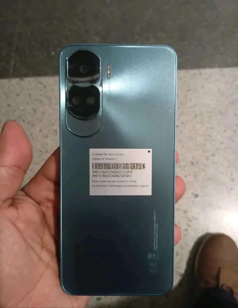 Smartphone Honor 90 Lite 256GB 8GB RAM - 2
