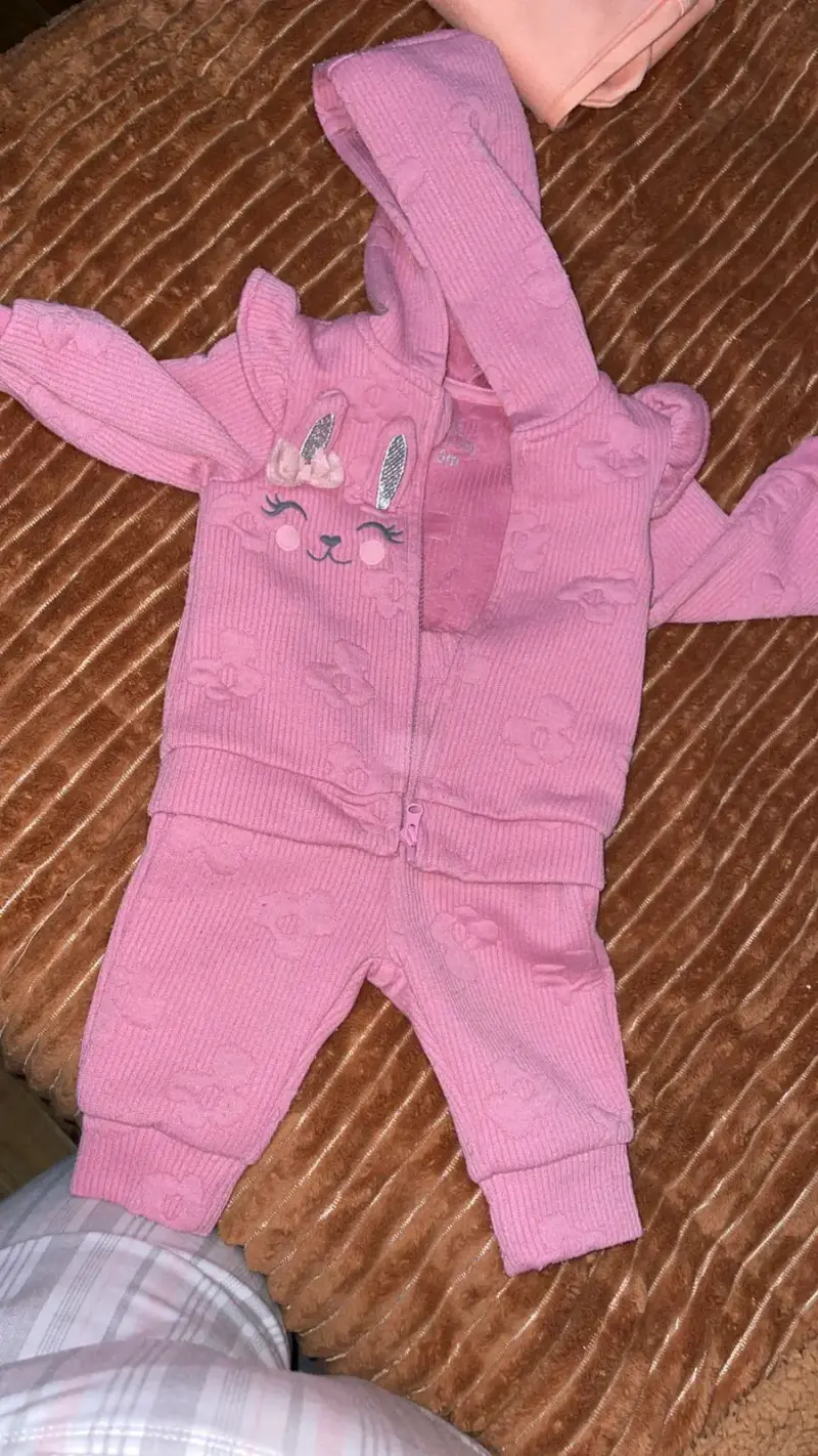 Conjunto de bebé rosado, Limonada