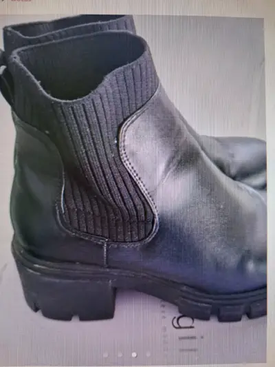 Botines negros de cuero con elástico - miniatura 1