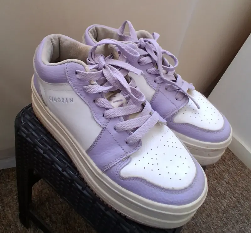 Zapatillas con plataforma lila y blanco - 2