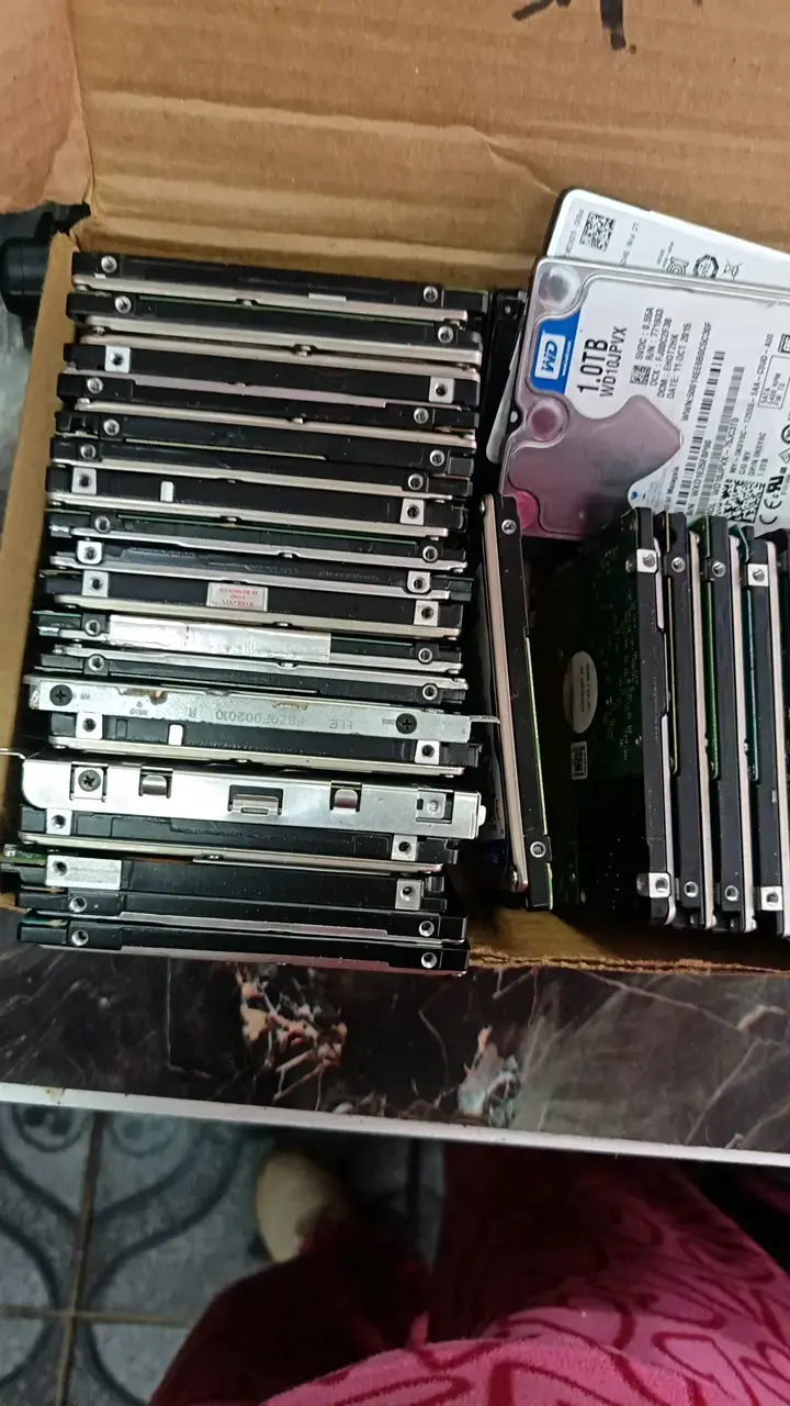 Discos duros internos 1TB WD y Seagate - 2