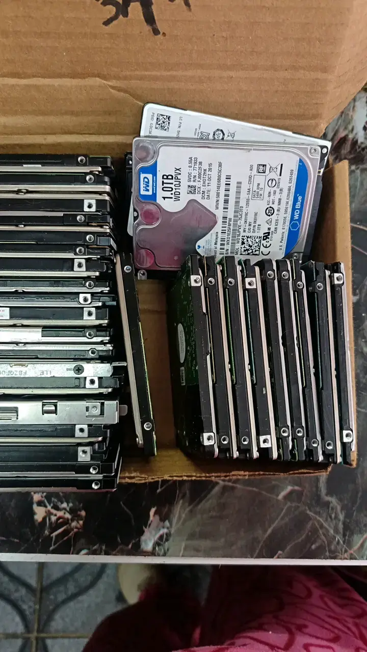 Discos duros internos 1TB WD y Seagate - 3
