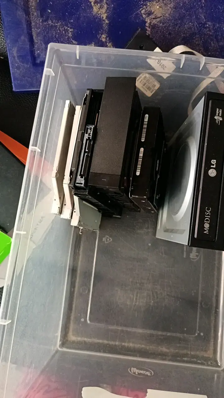 Discos duros internos 1TB WD y Seagate - 5