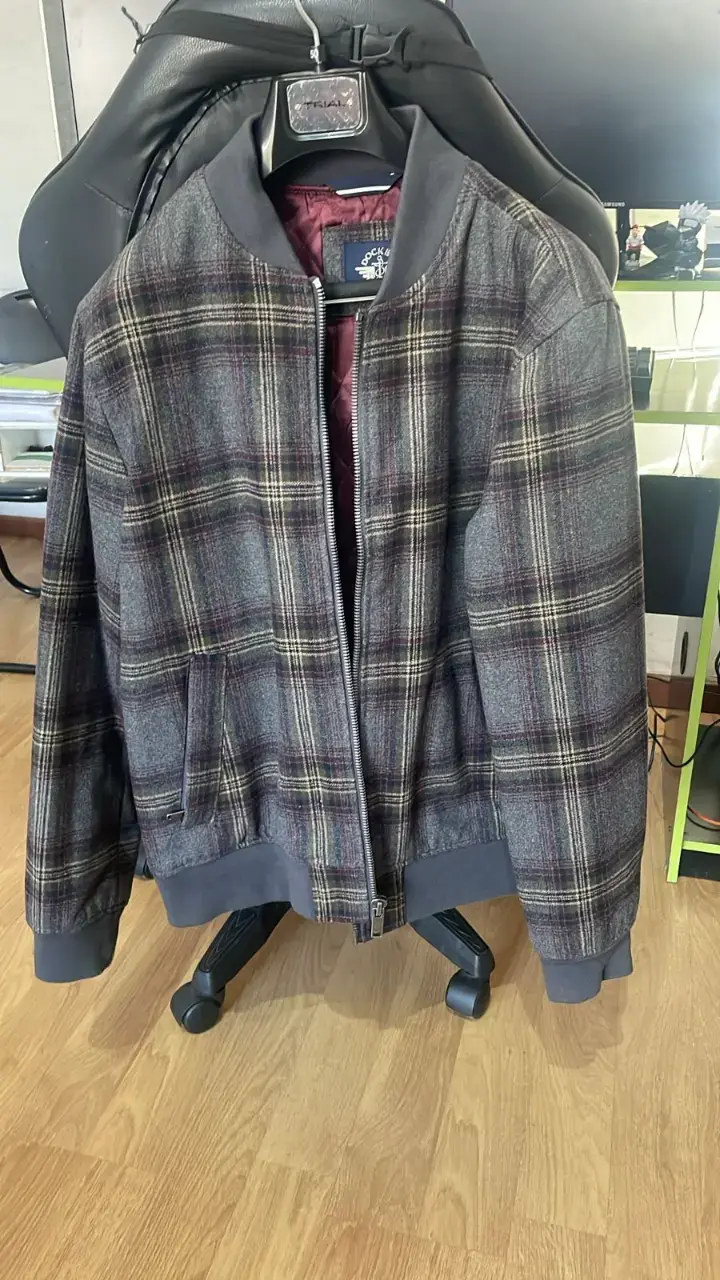 Chaqueta de lana a cuadros para hombre