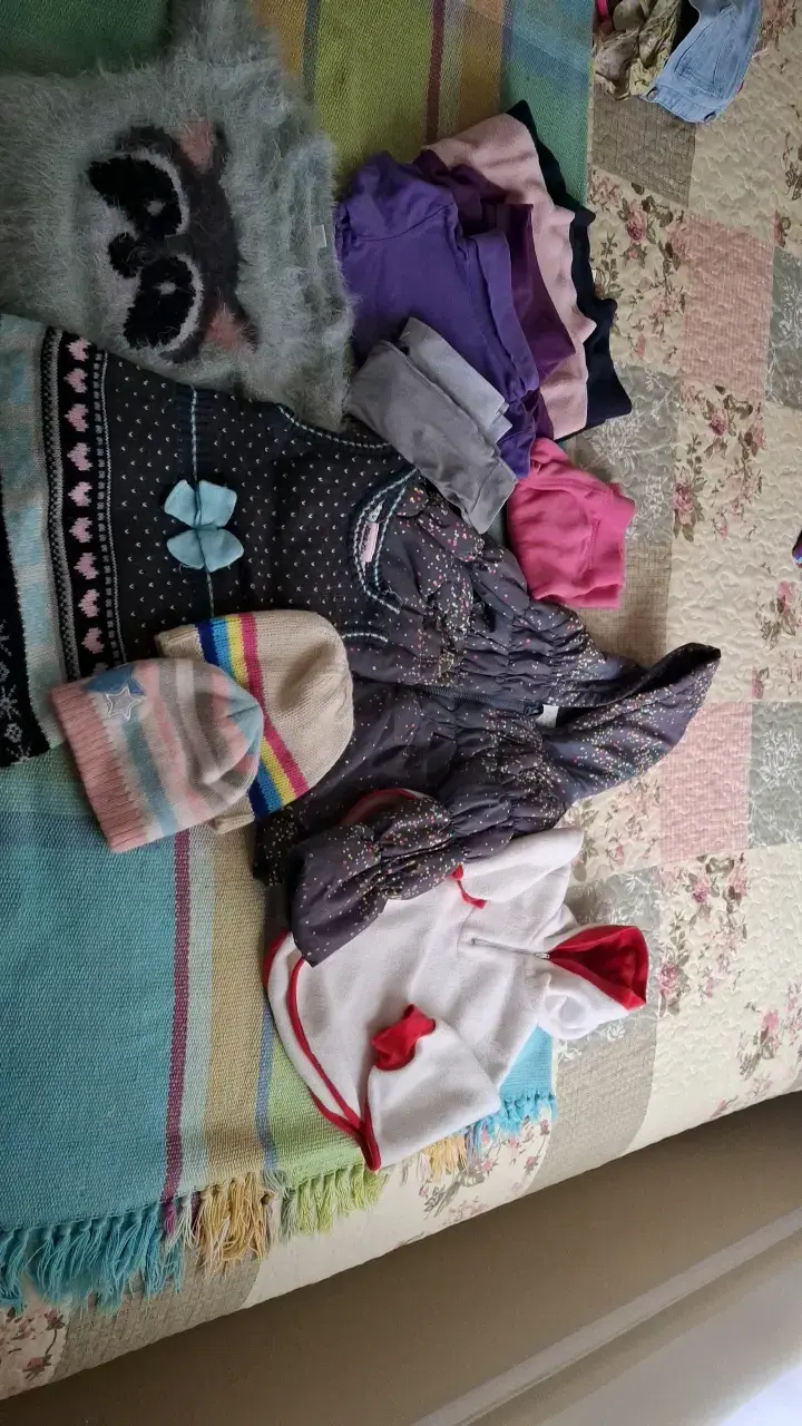 Lote de ropa infantil variada para invierno - 1