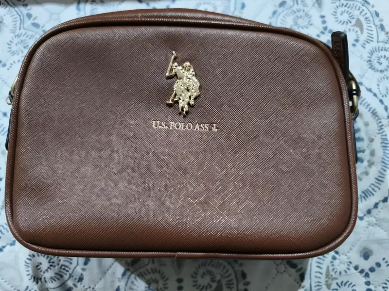 Cartera cruzada U.S. Polo Assn. marrón elegante - 2