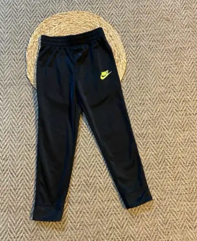 Pantalones deportivos Nike negros Niño - miniatura 1