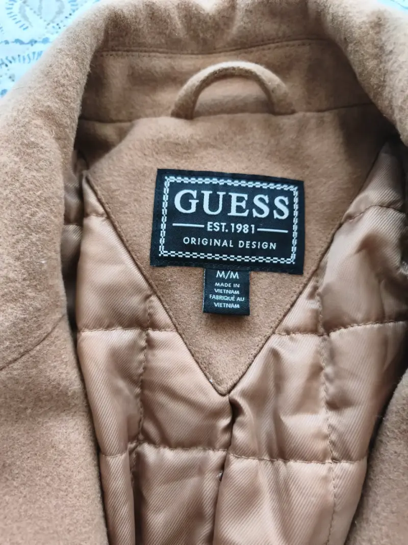 Abrigo de lana Guess color camel - 2