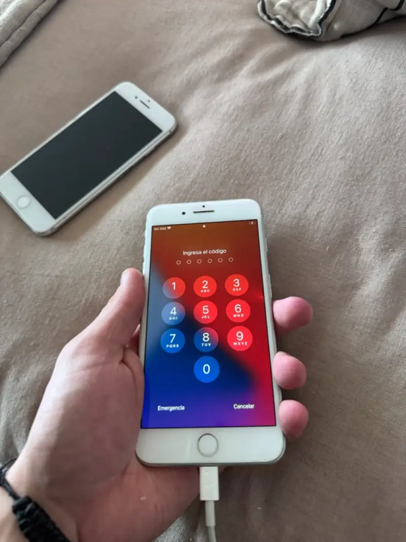 IPhone 8 para desarme y iPhone 7 Plus 74% batería - 2