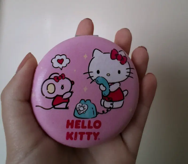 Peluche Hello Kitty Original + Un espejo pequeño - 3