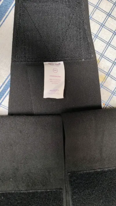 Faja lumbar de soporte ajustable negra - miniatura 2