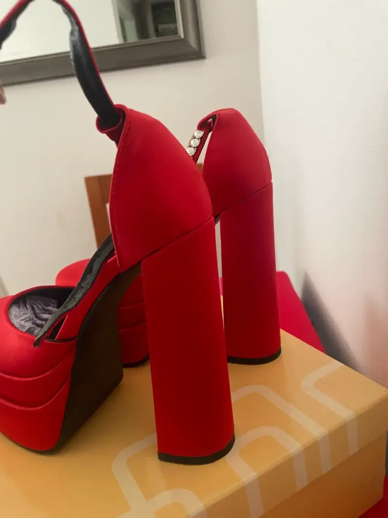 Zapatos de Tacón Alto Rojos con Plataforma - 3