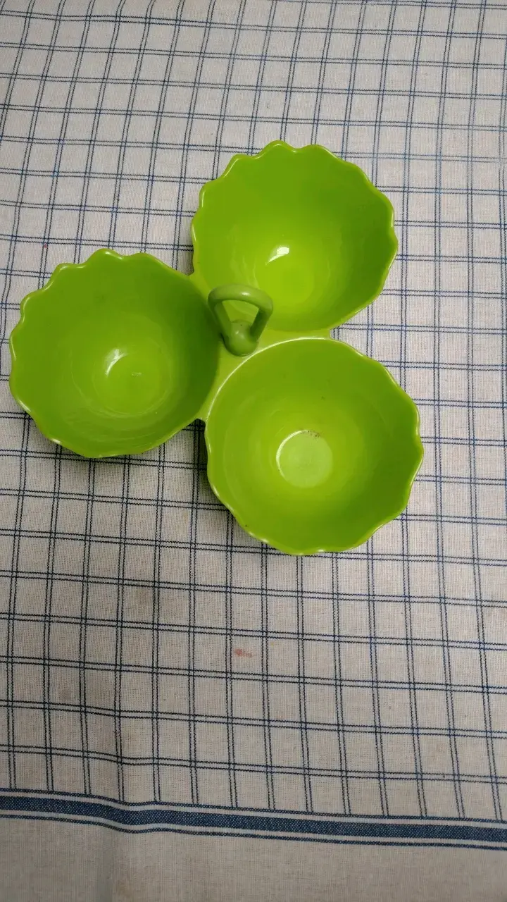 Set de pocillos verdes de plástico - 2