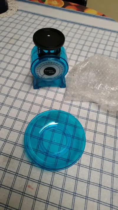 Balanza de cocina mecánica azul - miniatura 3