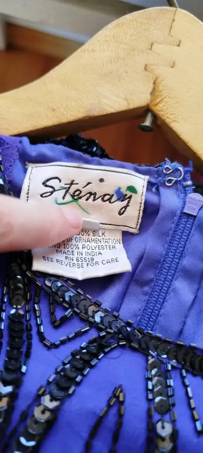 Blusa azul de seda con lentejuelas vintage - miniatura 2
