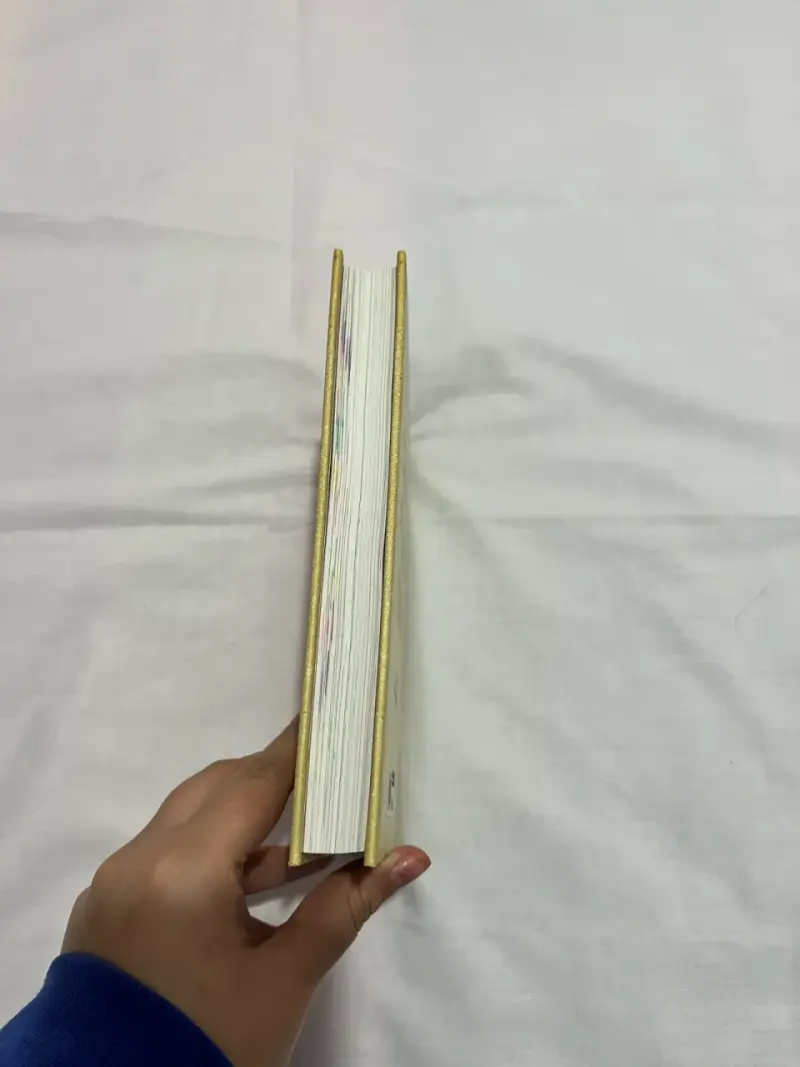 Libro 'Confía' de Laura Chica en buen estado - 3