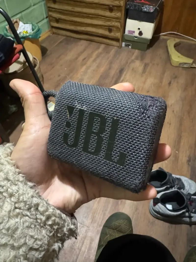 Parlante portátil JBL go 3 resistente al agua - 1