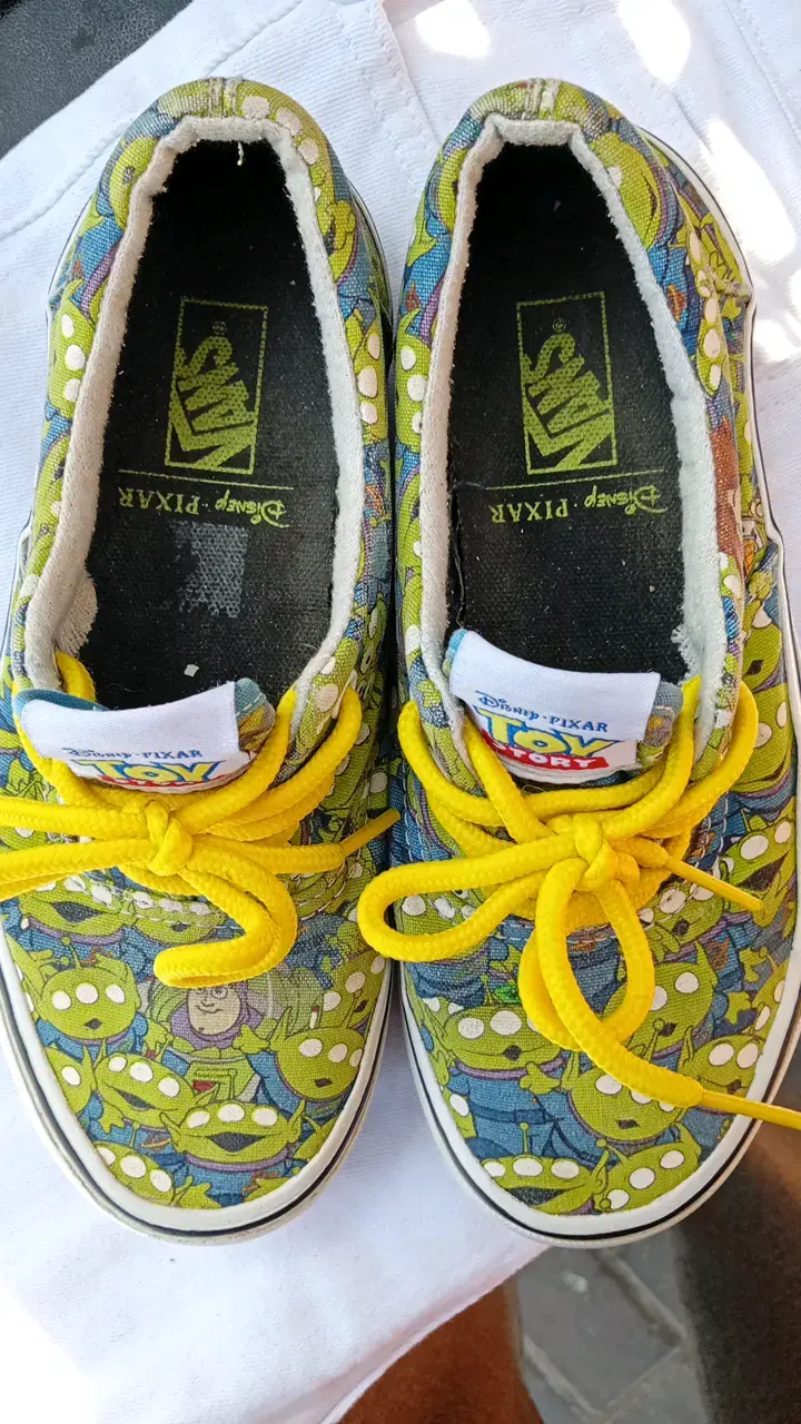 Zapatillas Vans Toy Story Alien Verde - 4