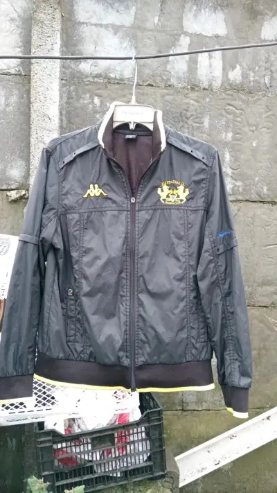 Chaqueta deportiva negra Kappa con bordados - miniatura 1