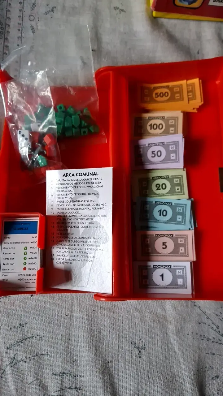Juego de mesa Monopoly de viaje para familia - 4