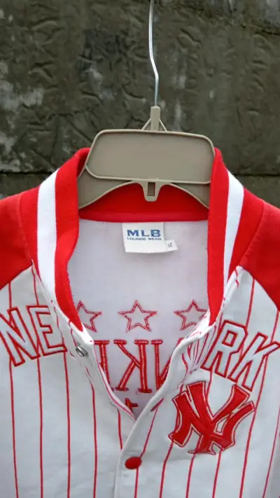 Chaqueta MLB New York Yankees roja y blanca - miniatura 4