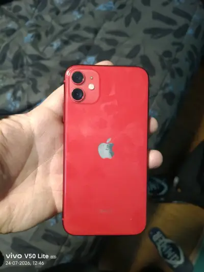iPhone 11  en buen estado - miniatura 2