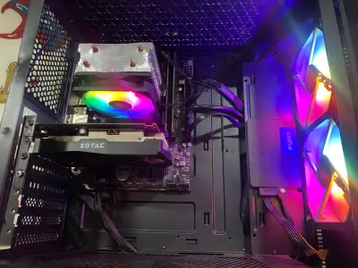 PC Gamer con Tarjeta Gráfica Zotac y Fuente Corsair - miniatura 2