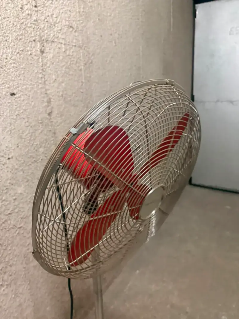 Ventilador de pie rojo New Widetech - 2